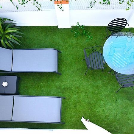 Downtown Apartment With Private Terrace & Jacuzzi Sevilla Exterior foto