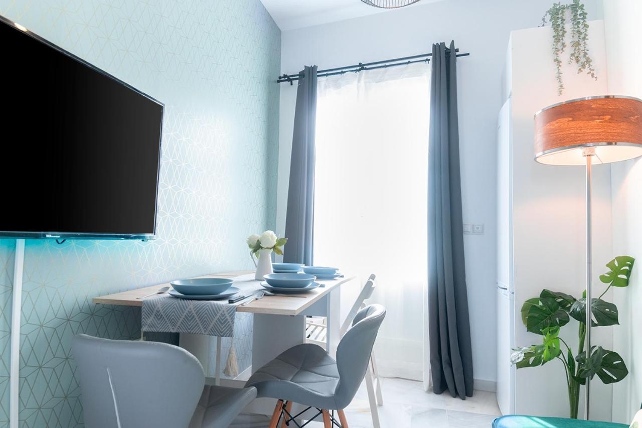 Downtown Apartment With Private Terrace & Jacuzzi Sevilla Exterior foto