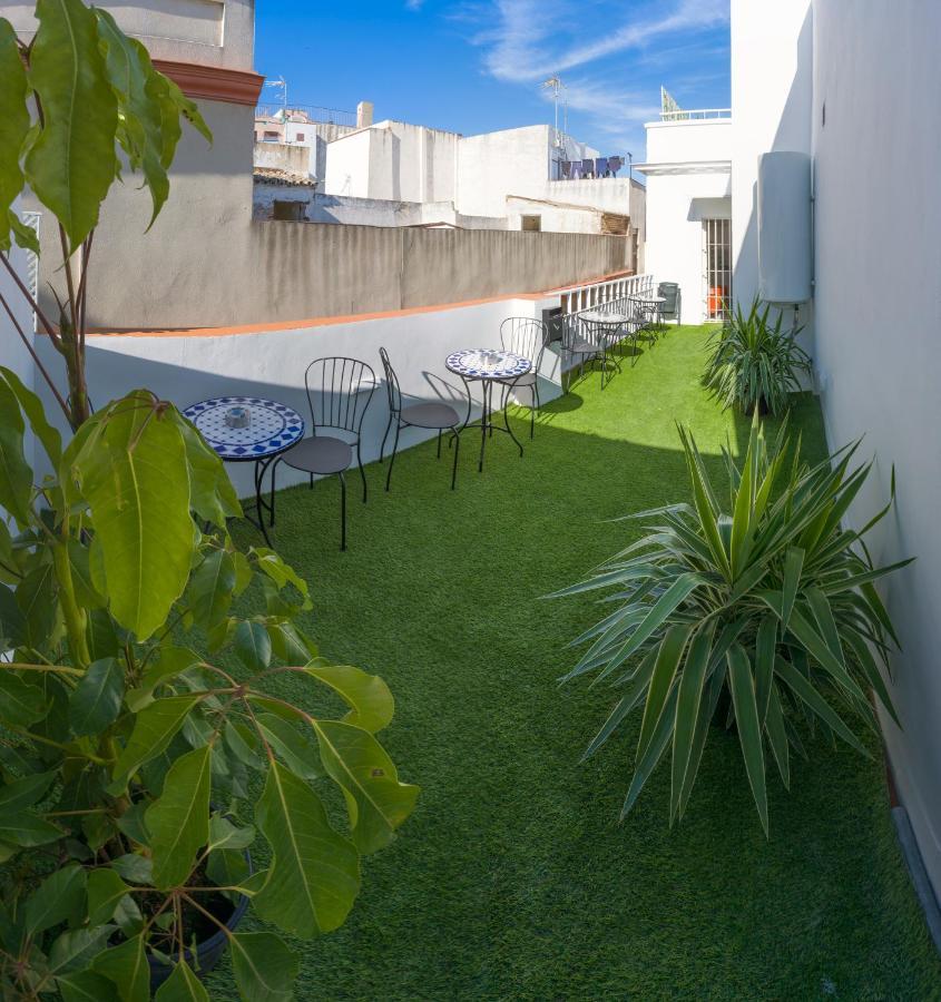 Downtown Apartment With Private Terrace & Jacuzzi Sevilla Exterior foto